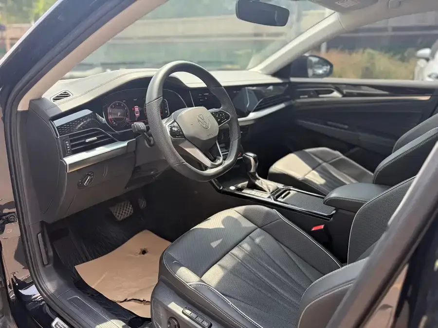 Volkswagen Passat Passat 2024 330TSI Elite Edition 2024 — миниатюра 2