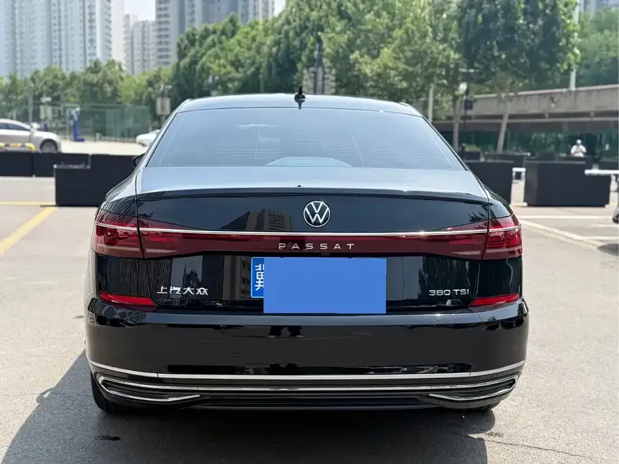 Volkswagen Passat Passat 2024 330TSI Elite Edition 2024 — миниатюра 4
