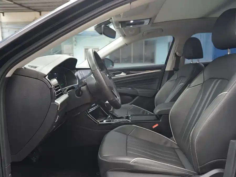 Volkswagen Passat Passat 2023 330TSI Star Elite Edition 2023 — миниатюра 2
