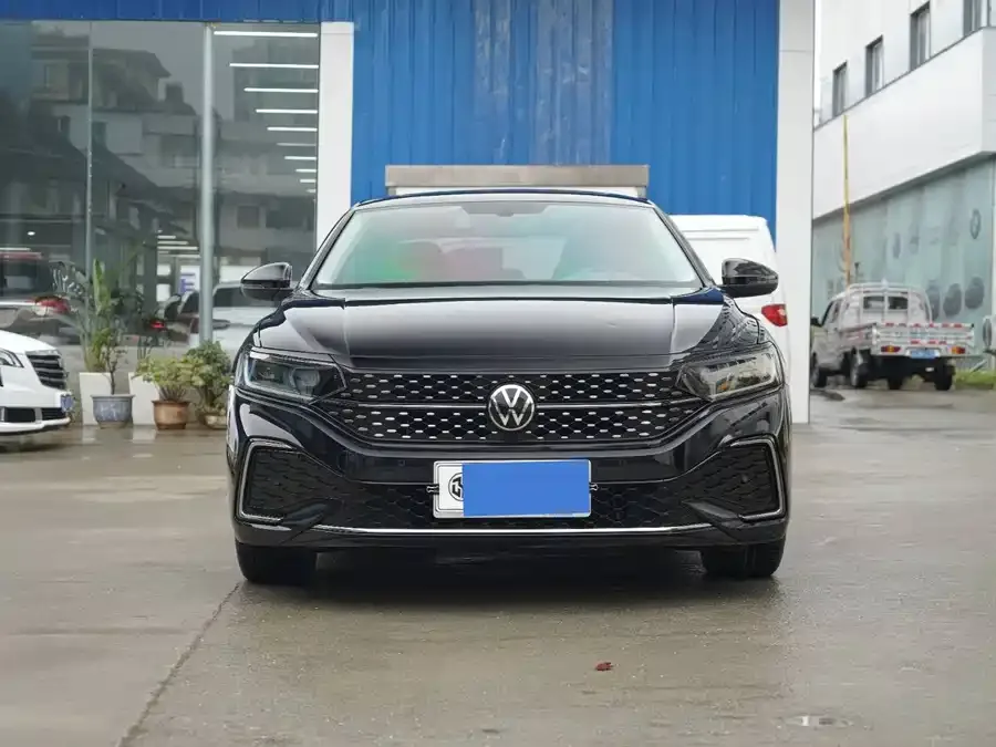 Volkswagen Passat Passat 2023 330TSI Star Elite Edition 2023 — миниатюра 3