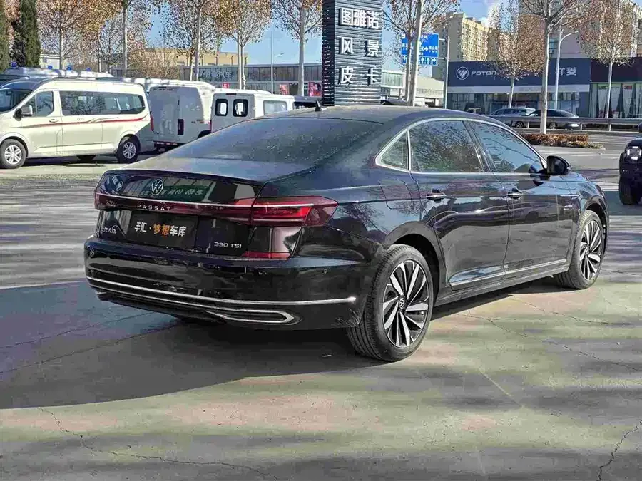 Volkswagen Passat Passat 2023 facelift 330TSI luxury version 2023 — миниатюра 2