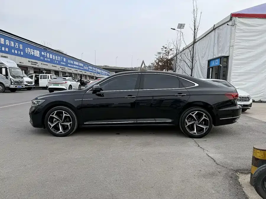 Volkswagen Passat Passat 2023 330TSI Star Elite Edition 2023 — миниатюра 3
