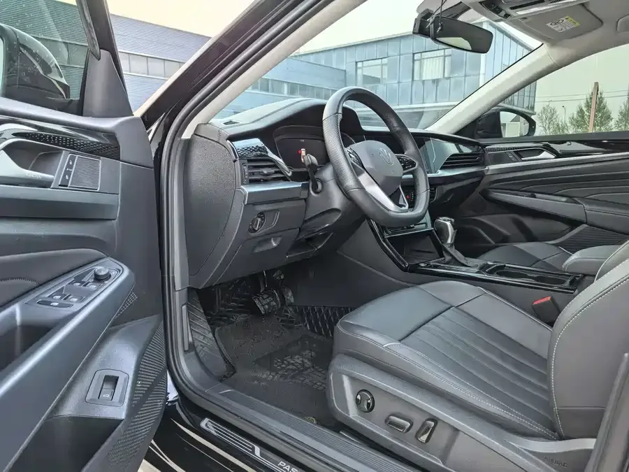 Volkswagen Passat Passat 2023 330TSI Star Elite Edition 2023 — миниатюра 3