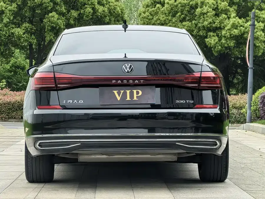 Volkswagen Passat Passat 2023 330TSI Starry Sky Premium Edition 2022 — миниатюра 2
