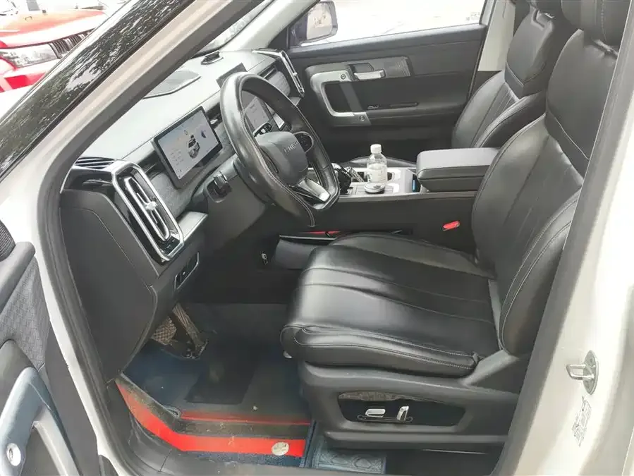 Chery exploration 06 Explore 06 2023 modified urban version 1.6T two-wheel drive comfort 2024 — миниатюра 3