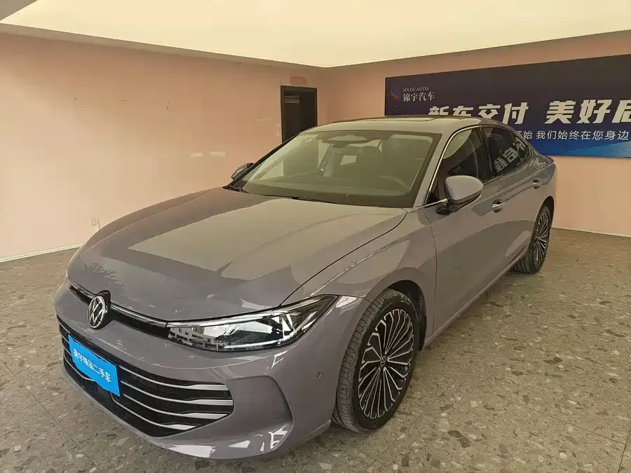 Volkswagen Passat 2024