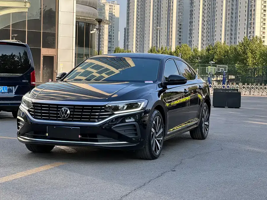 Volkswagen Passat 2024