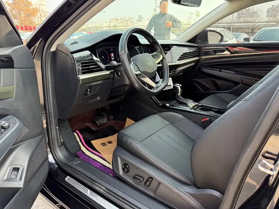 Volkswagen Passat Passat 2022 330TSI Elite Edition 2022 — миниатюра 3