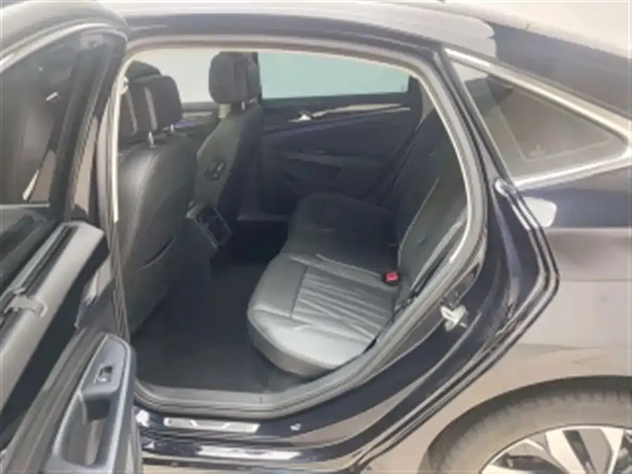 Volkswagen Passat Passat 2022 330TSI Premium Edition 2022 — миниатюра 2