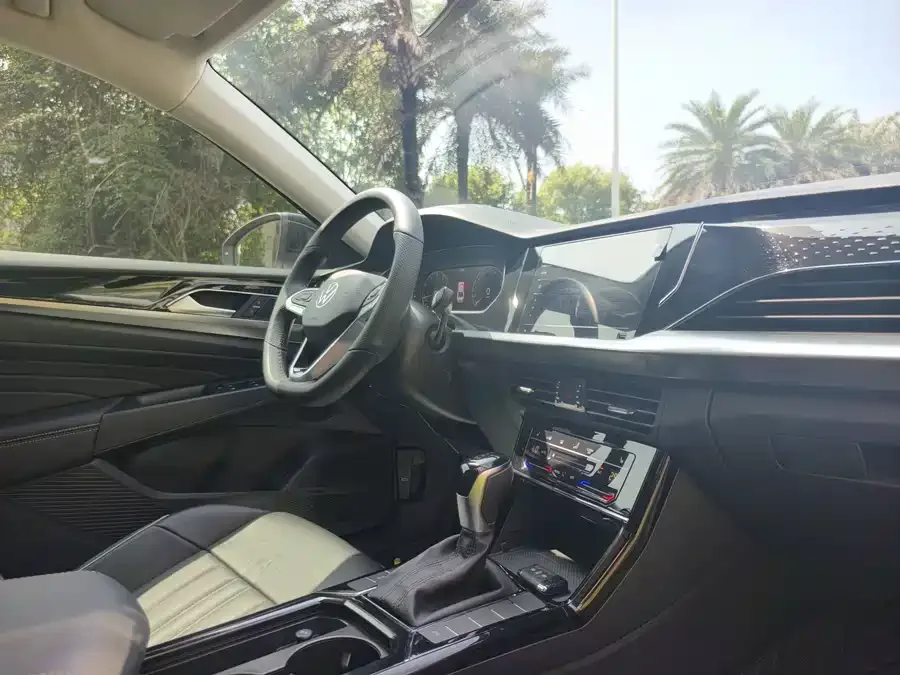 Volkswagen Passat Passat 2022 330TSI Star Elite Edition 2022 — миниатюра 4