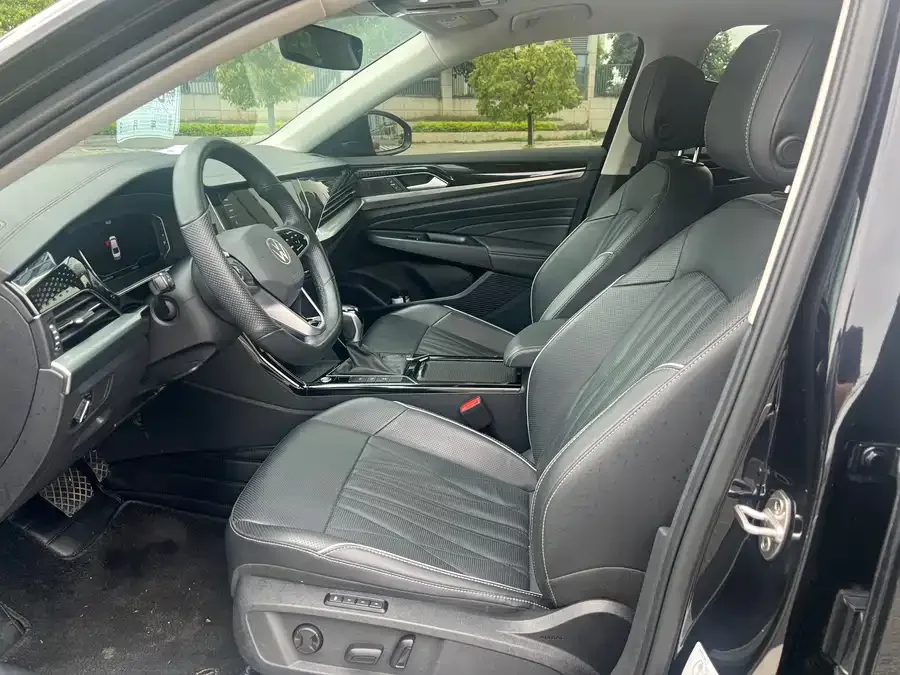 Volkswagen Passat Passat 2023 330TSI Starry Sky Deluxe Edition 2023 — миниатюра 4