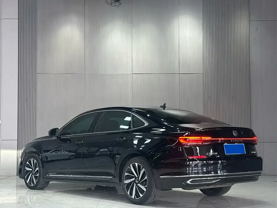 Volkswagen Passat Passat 2022 330TSI Star Elite Edition 2022 — миниатюра 4