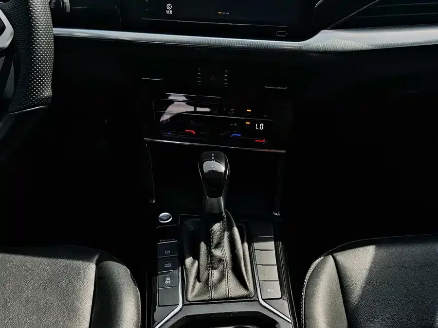 Volkswagen Passat Passat 2022 330TSI Elite Edition 2022 — миниатюра 2