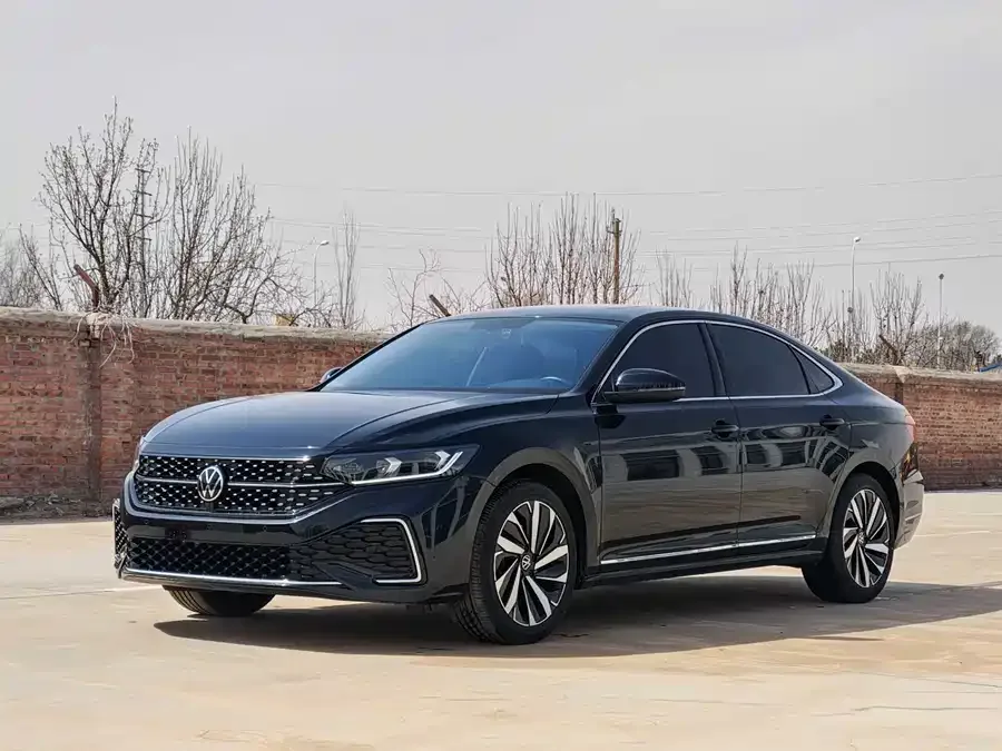 Volkswagen Passat Passat 2022 330TSI Elite Edition 2022 — фото 1, купить с доставкой в Москву