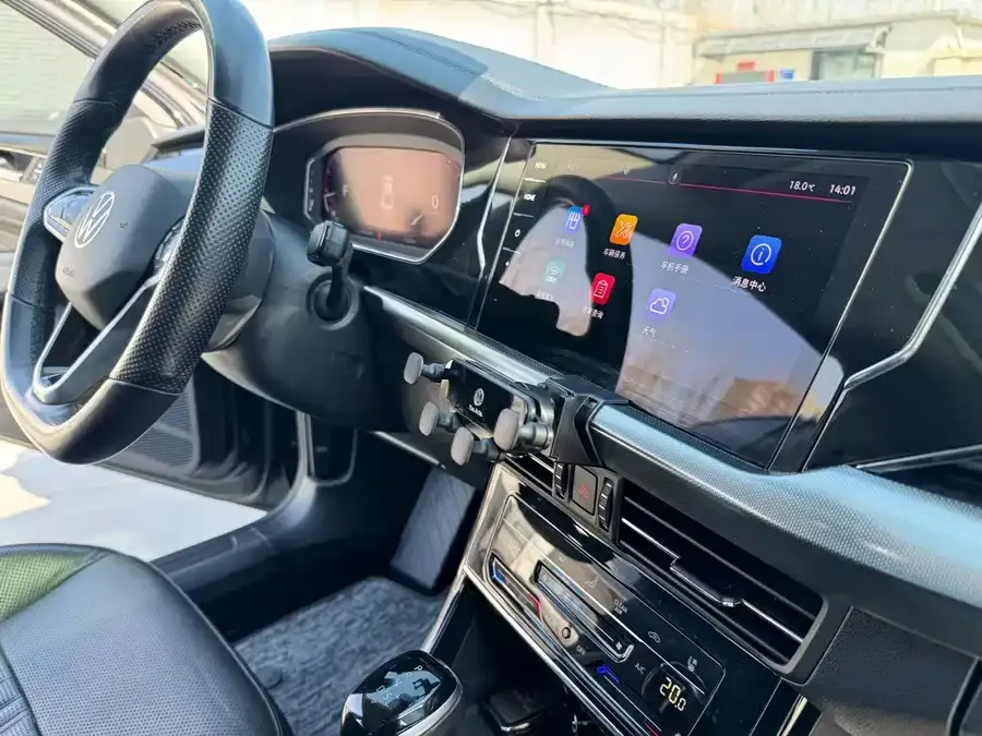 Volkswagen Passat Passat 2022 330TSI Starry Sky Deluxe Edition 2022 — миниатюра 4