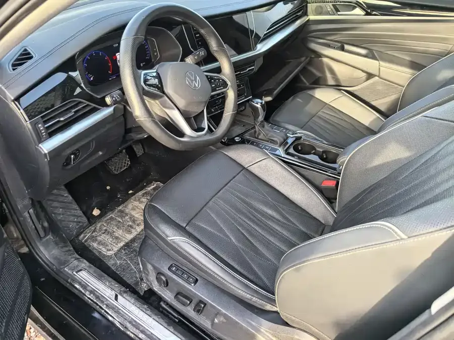 Volkswagen Passat Passat 2023 facelift 330TSI Starry Sky Deluxe Edition 2022 — миниатюра 4