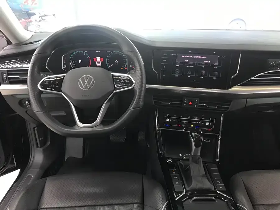 Volkswagen Passat Passat 2022 330TSI Starry Sky Deluxe Edition 2022 — миниатюра 3