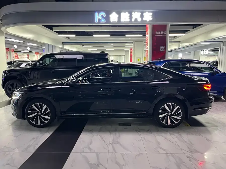 Volkswagen Passat Passat 2022 330TSI Elite Edition 2022 — миниатюра 2