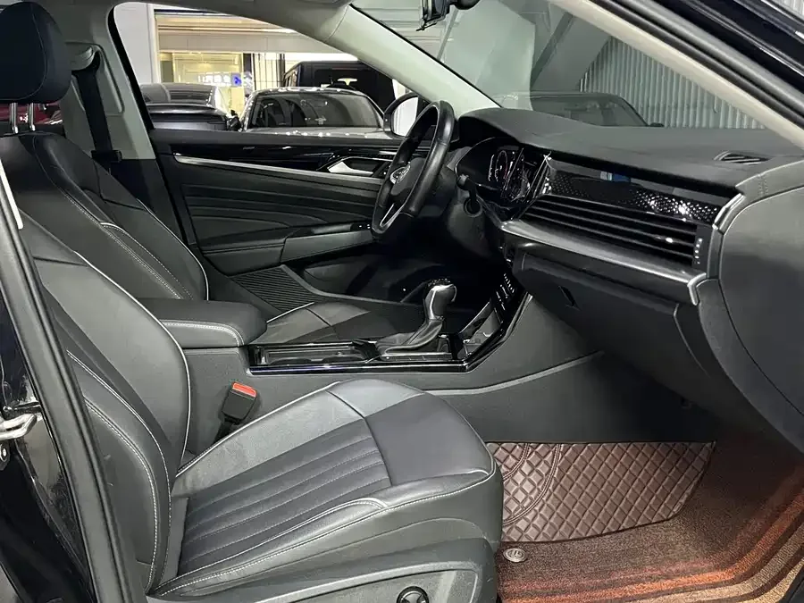 Volkswagen Passat Passat 2022 330TSI Elite Edition 2022 — миниатюра 4