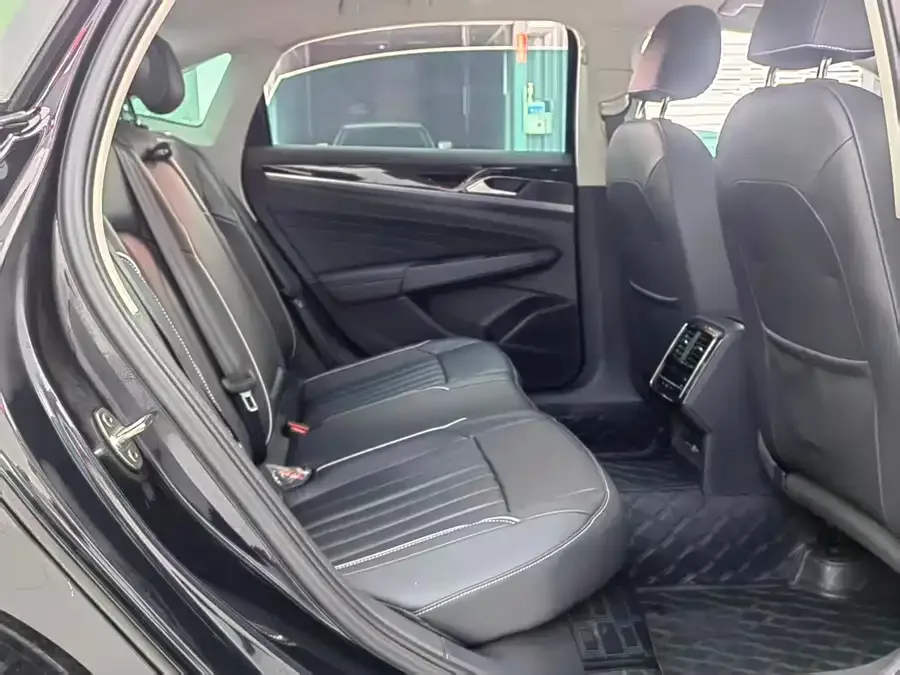 Volkswagen Passat Passat 2022 330TSI Elite Edition 2023 — миниатюра 4