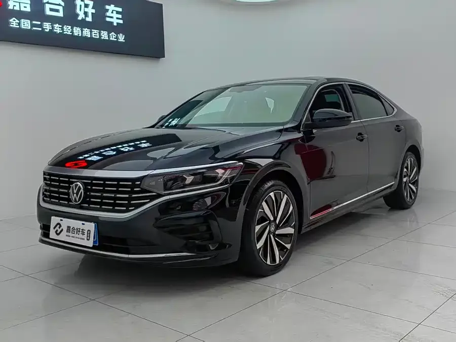 Volkswagen Passat Passat 2022 330TSI Elite Edition 2023 — фото 1, купить с доставкой в Москву
