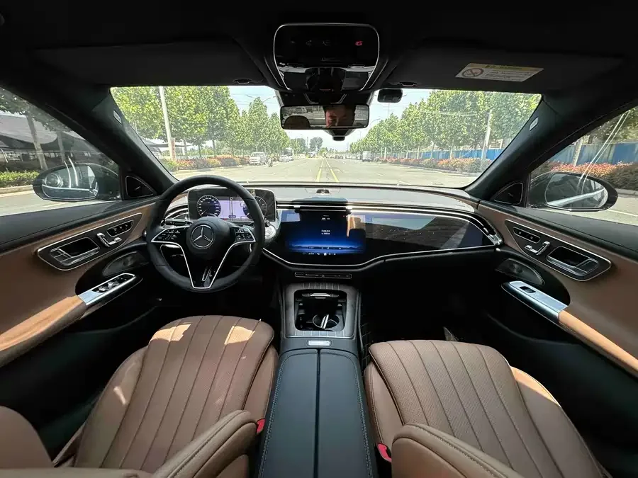 Mercedes-Benz E-Class Mercedes-Benz E-Class 2024 E 300 L Luxury Edition 2024 — миниатюра 4
