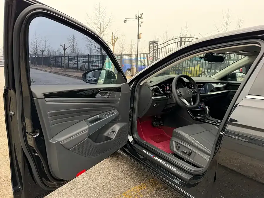 Volkswagen Passat Passat 2024 330TSI Elite Edition 2024 — миниатюра 3