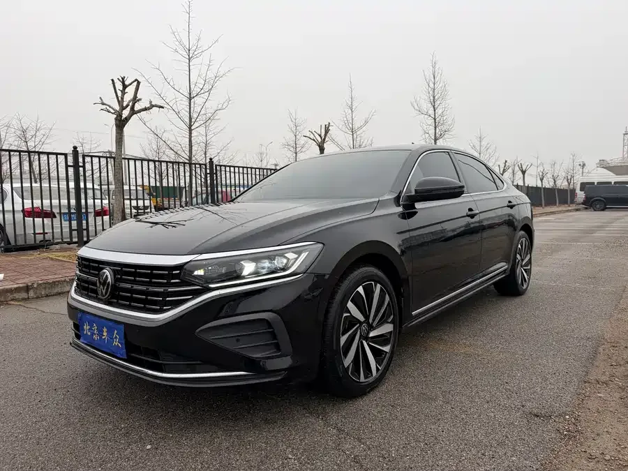Volkswagen Passat Passat 2024 330TSI Elite Edition 2024 — фото 1, купить с доставкой в Москву