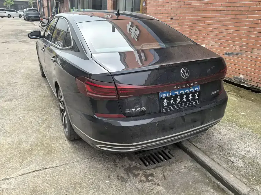 Volkswagen Passat Passat 2022 330TSI Starry Sky Deluxe Edition 2022 — миниатюра 3