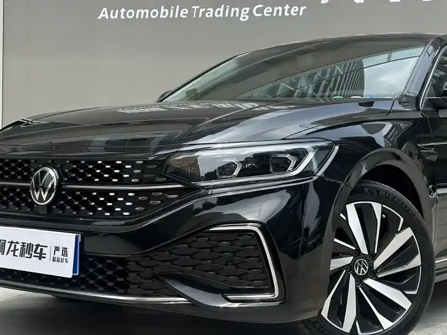 Volkswagen Passat Passat 2022 330TSI Starry Sky Deluxe Edition 2022 — миниатюра 5
