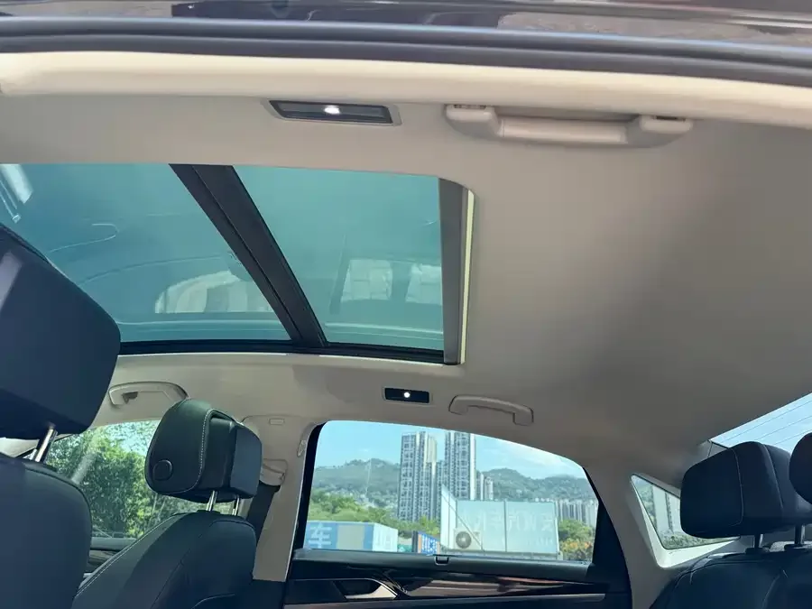 Volkswagen Passat Passat 2022 330TSI Starry Sky Deluxe Edition 2022 — миниатюра 5