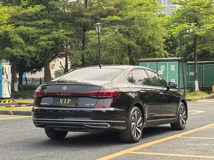 Volkswagen Passat Passat 2022 330TSI Star Elite Edition 2022 — миниатюра 2