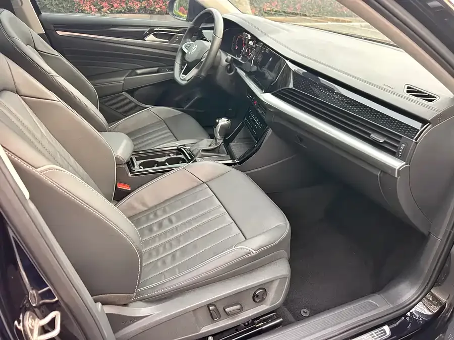 Volkswagen Passat Passat 2022 330TSI Star Elite Edition 2022 — миниатюра 4