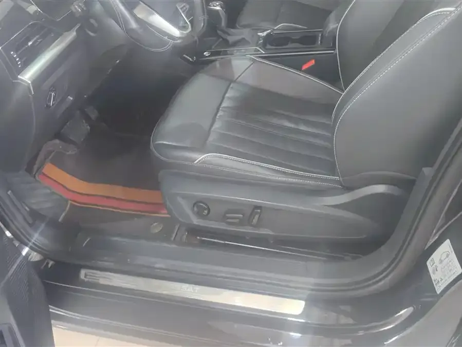 Volkswagen Passat Passat 2022 330TSI Elite Edition 2023 — миниатюра 3