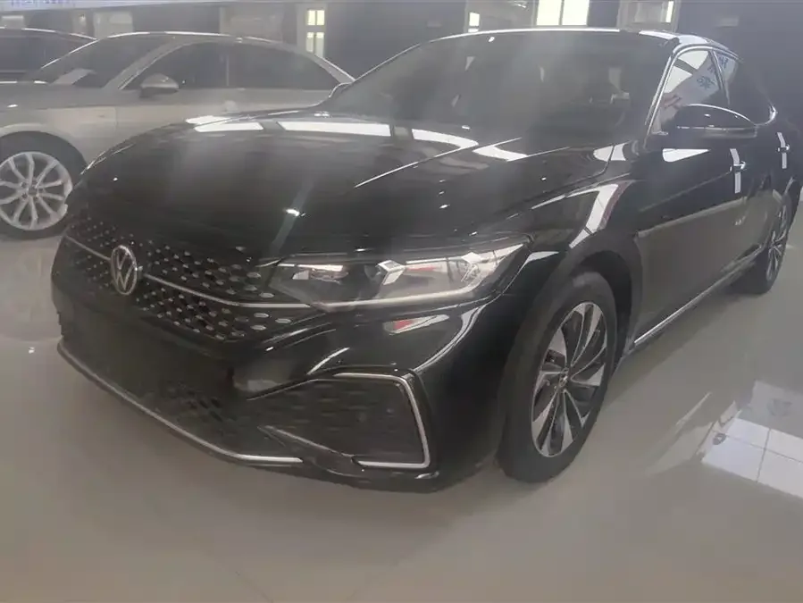 Volkswagen Passat Passat 2022 330TSI Elite Edition 2023 — фото 1, купить с доставкой в Москву