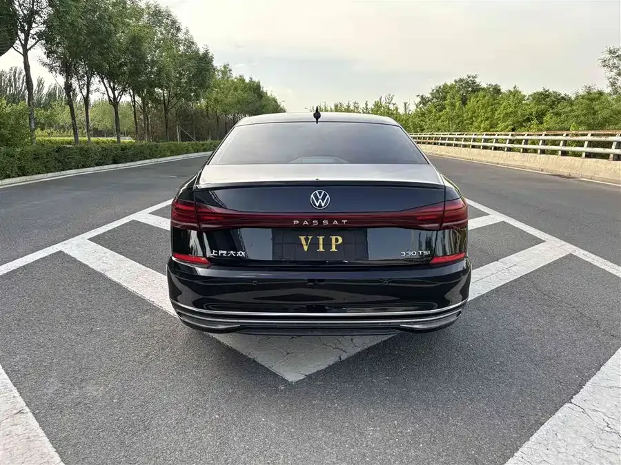 Volkswagen Passat Passat 2023 330TSI Star Elite Edition 2023 — миниатюра 5