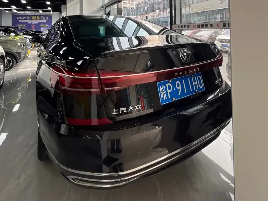 Volkswagen Passat Passat 2022 330TSI Premium Edition 2022 — миниатюра 4