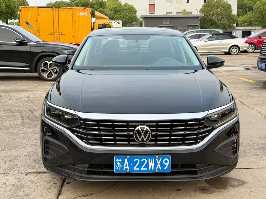 Volkswagen Passat 2022