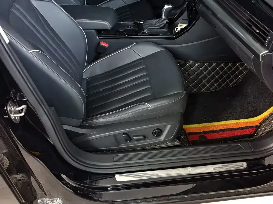 Volkswagen Passat Passat 2022 330TSI Elite Edition 2022 — миниатюра 3