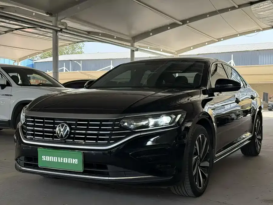 Volkswagen Passat Passat 2022 330TSI Elite Edition 2022 — фото 1, купить с доставкой в Москву