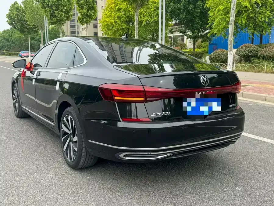 Volkswagen Passat Passat 2023 facelift 330TSI luxury version 2023 — миниатюра 2