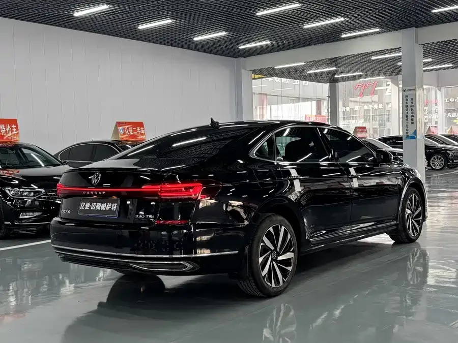 Volkswagen Passat Passat 2022 330TSI Starry Sky Deluxe Edition 2022 — миниатюра 5
