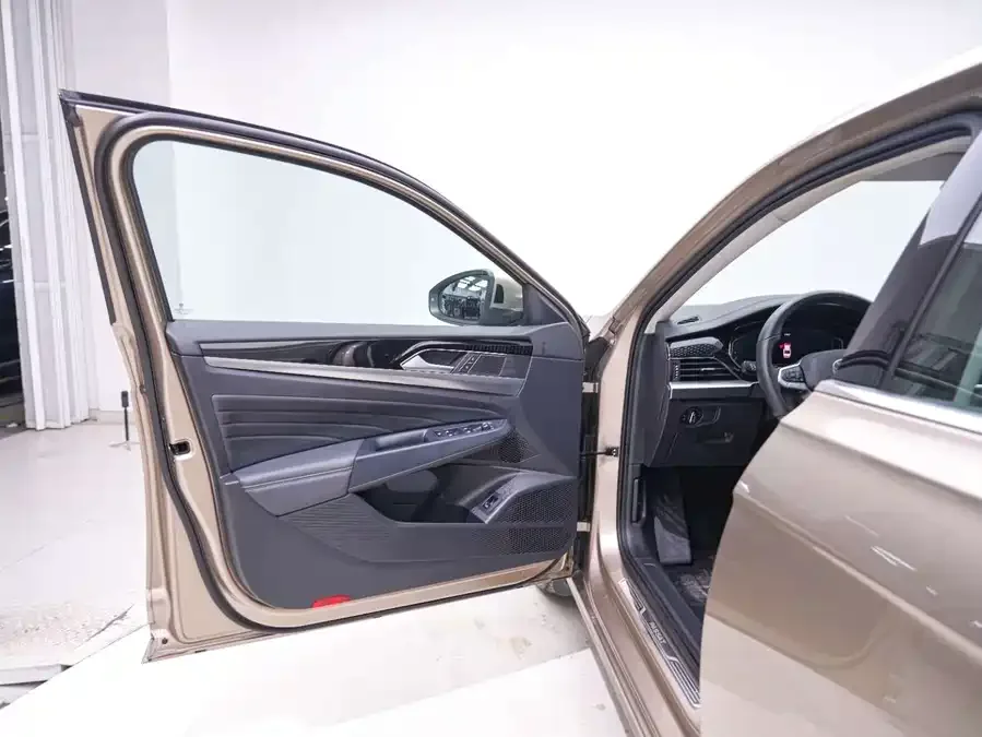 Volkswagen Passat Passat 2022 330TSI Star Elite Edition 2022 — миниатюра 4