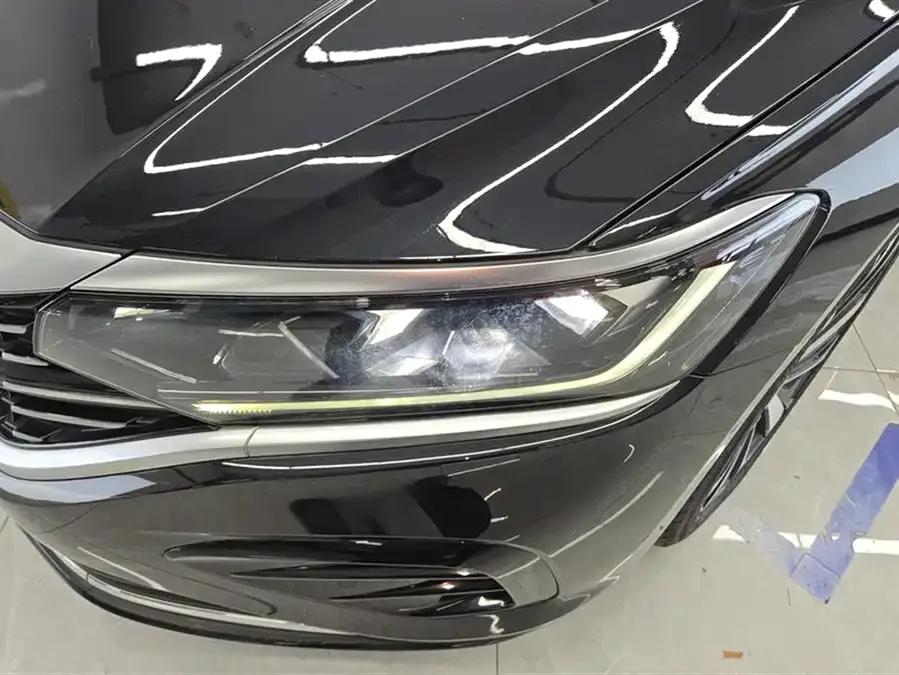Volkswagen Passat Passat 2022 330TSI Deluxe Edition 2022 — миниатюра 2