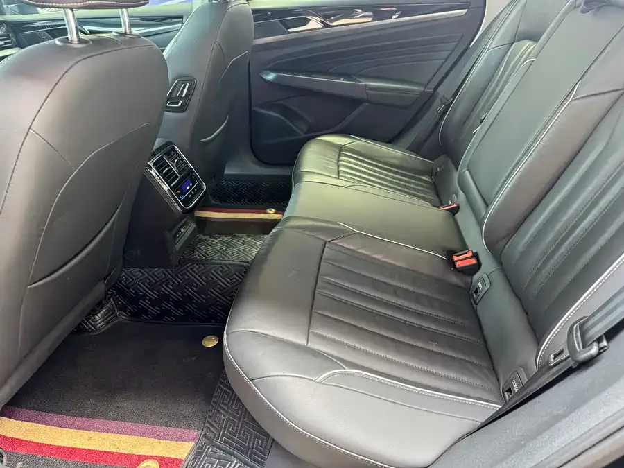 Volkswagen Passat Passat 2023 330TSI Star Elite Edition 2023 — миниатюра 2