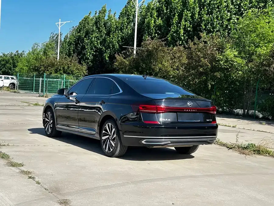 Volkswagen Passat Passat 2022 330TSI Elite Edition 2022 — миниатюра 2