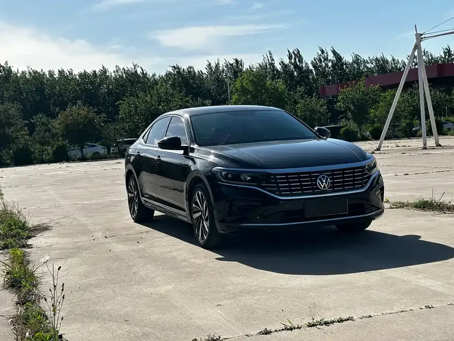 Volkswagen Passat Passat 2022 330TSI Elite Edition 2022 — фото 1, купить с доставкой в Москву