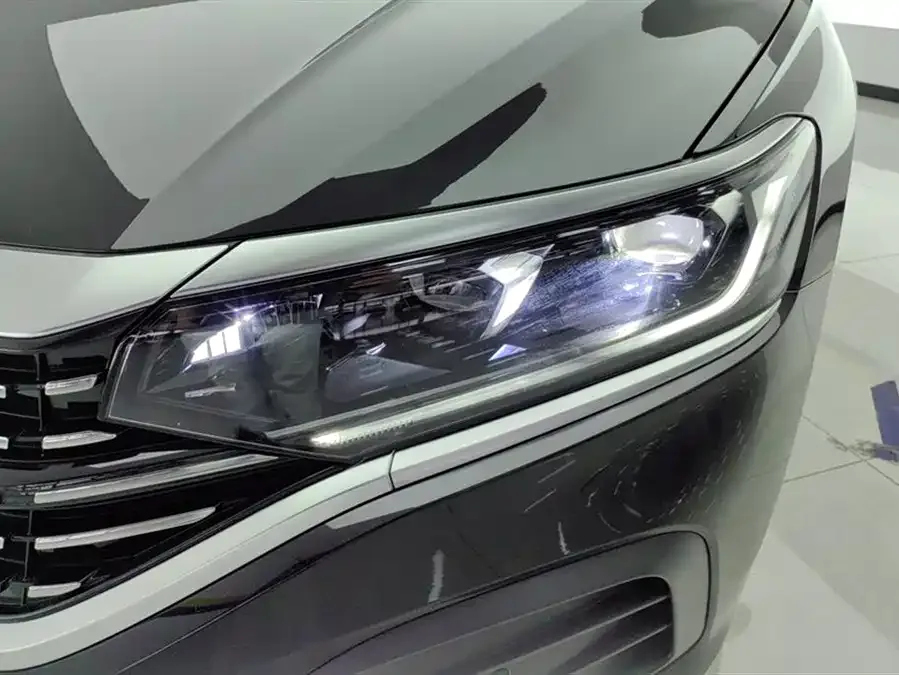Volkswagen Passat Passat 2025 Outstanding Model 330TSI Elite Edition 2024 — миниатюра 2