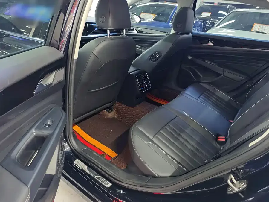 Volkswagen Passat Passat 2023 330TSI Elite Edition 2023 — миниатюра 5