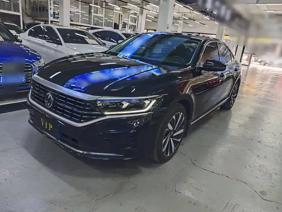 Volkswagen Passat Passat 2023 330TSI Elite Edition 2023 — фото 1, купить с доставкой в Москву